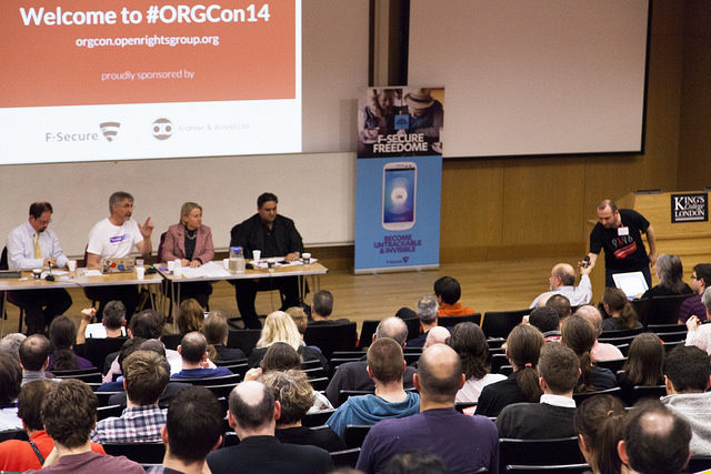 Image of MP debate session at ORGCon